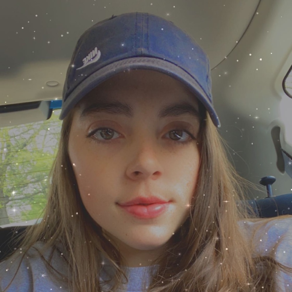 Meet your Posher, Emily